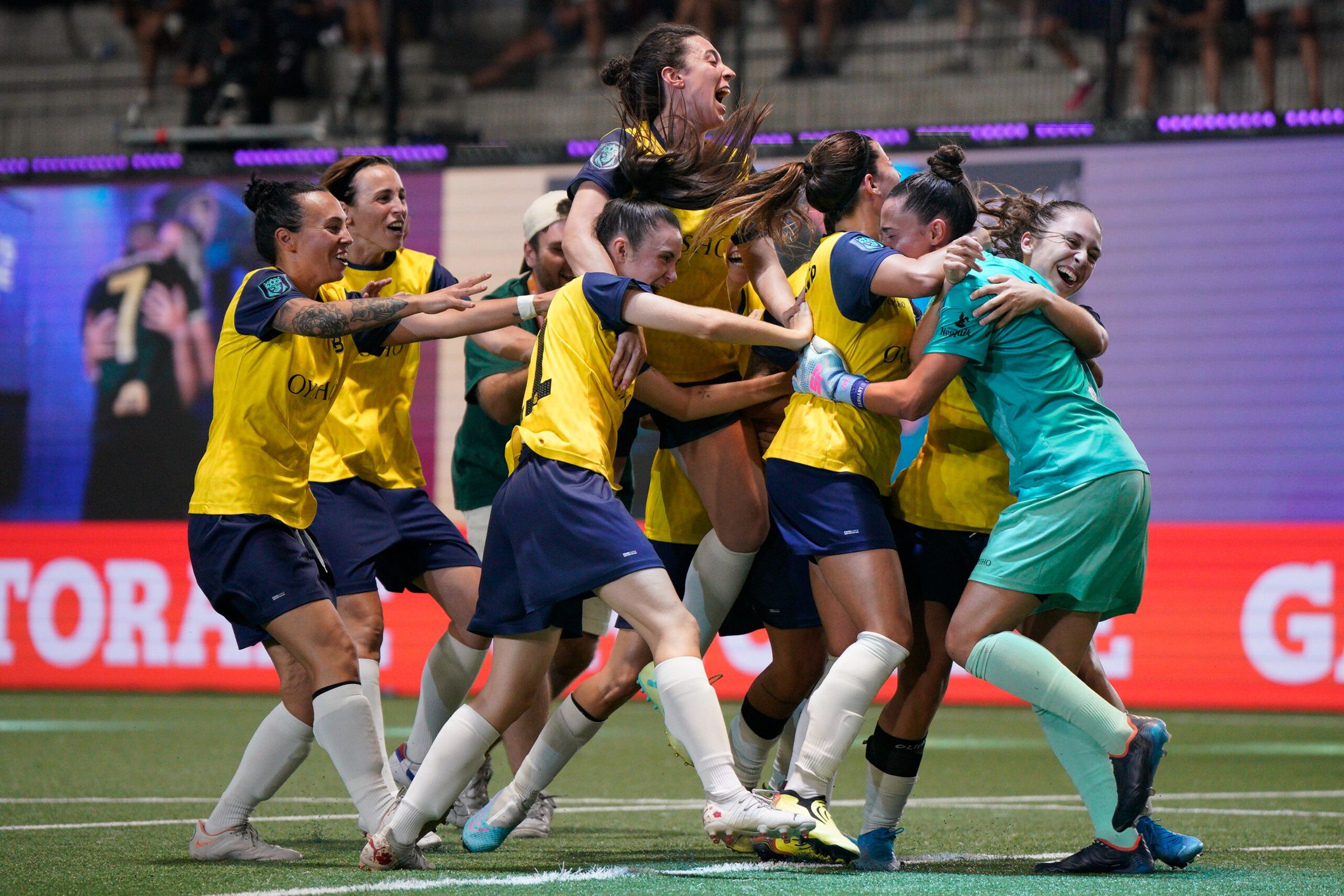 ¡De octavos a Las Finals! xBuyer Team, Las Troncas y PÍO FC ya están en Madrid - Blog Kings & Queens League Spain